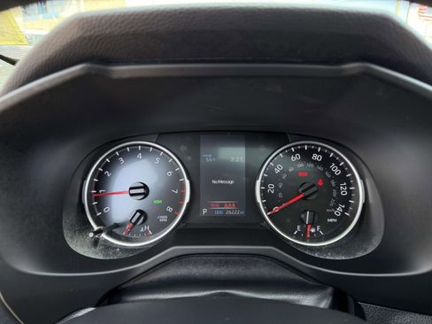 Used 2021 Toyota RAV4 XLE Premium AWD/4WD image 25