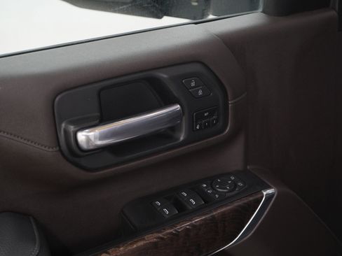 Used 2020 GMC Sierra 2500 Denali w/ Technology Package image 23