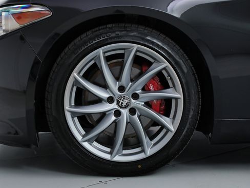 Used 2022 Alfa Romeo Giulia Sprint RWD image 21