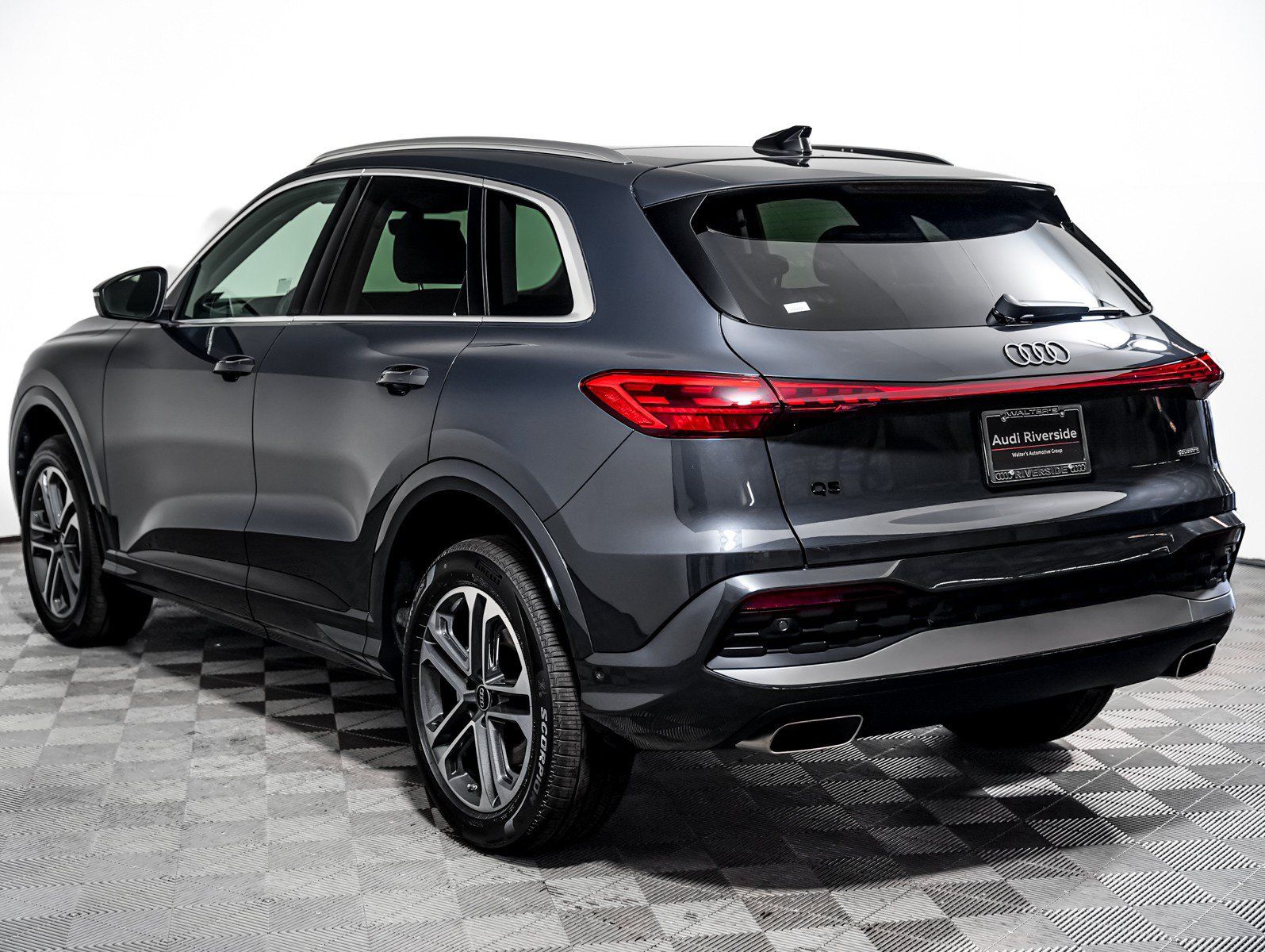 New 2026 Audi Q5 Premium AWD/4WD image 2