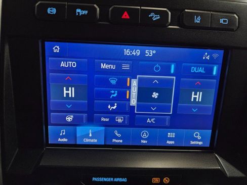 Used 2021 Ford F250 Platinum w/ FX4 Off-Road Package image 57