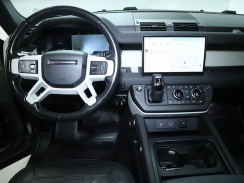 Certified 2022 Land Rover Defender 110 SE AWD/4WD image 32