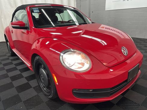 Used 2016 Volkswagen Beetle 1.8T S image 2