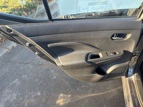 New 2025 Nissan Versa SV w/ Trunk Package image 29