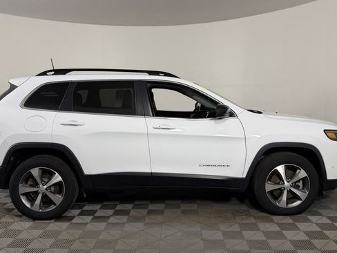 Used 2022 Jeep Cherokee Limited AWD/4WD image 8