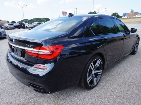 Used 2019 BMW 750i w/ Executive Package image 6