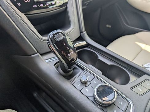 Used 2020 Cadillac XT6 Sport AWD/4WD image 23
