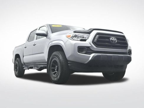 Used 2022 Toyota Tacoma SR AWD/4WD image 38