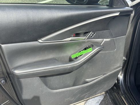 Used 2023 MAZDA CX-30 AWD 2.5 S w/ Select Package image 17