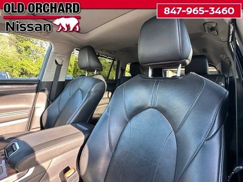 Used 2020 Toyota Highlander Limited AWD/4WD image 9