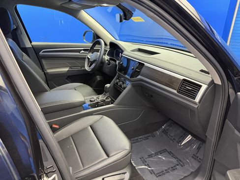Used 2023 Volkswagen Atlas SE AWD/4WD image 24