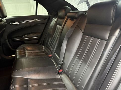 Used 2018 Chrysler 300 S w/ Safetytec Plus Group image 23