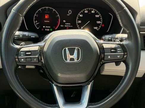 Used 2024 Honda Pilot Touring image 15