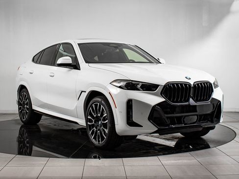 New 2026 BMW X6 xDrive40i w/ Climate Comfort Package image 12