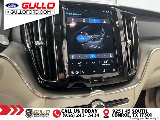 Used 2025 Volvo XC60 B5 Core AWD/4WD image 27