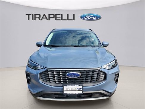 New 2025 Ford Escape SE image 2