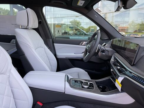 Certified 2026 BMW X5 xDrive40i w/ M Sport Package image 30