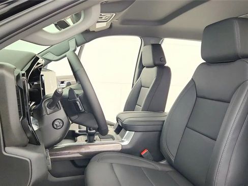 New 2026 Chevrolet Silverado 1500 LTZ w/ LTZ Convenience Package II image 30