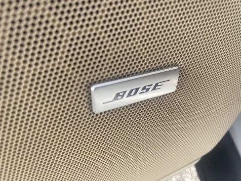 Used 2017 Cadillac XT5 Premium Luxury w/ Driver Assist Package image 10