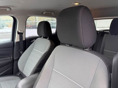 Used 2014 Ford Escape SE w/ Equipment Group 201A image 9