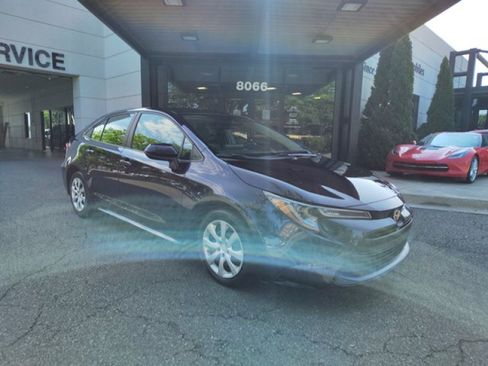 Used 2023 Toyota Corolla LE FWD image 1
