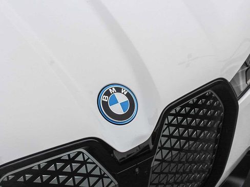 Certified 2023 BMW iX xDrive50 w/ Convenience Package AWD/4WD image 11