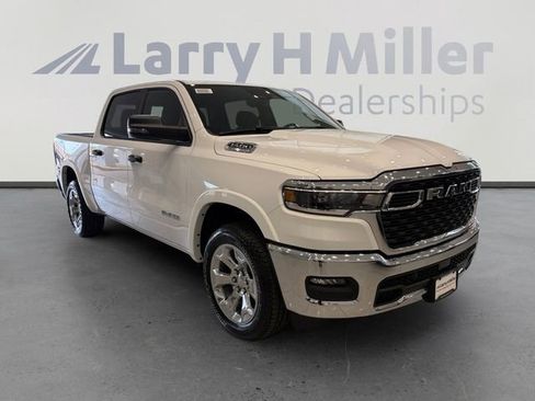 New 2026 RAM 1500 Big Horn AWD/4WD image 7