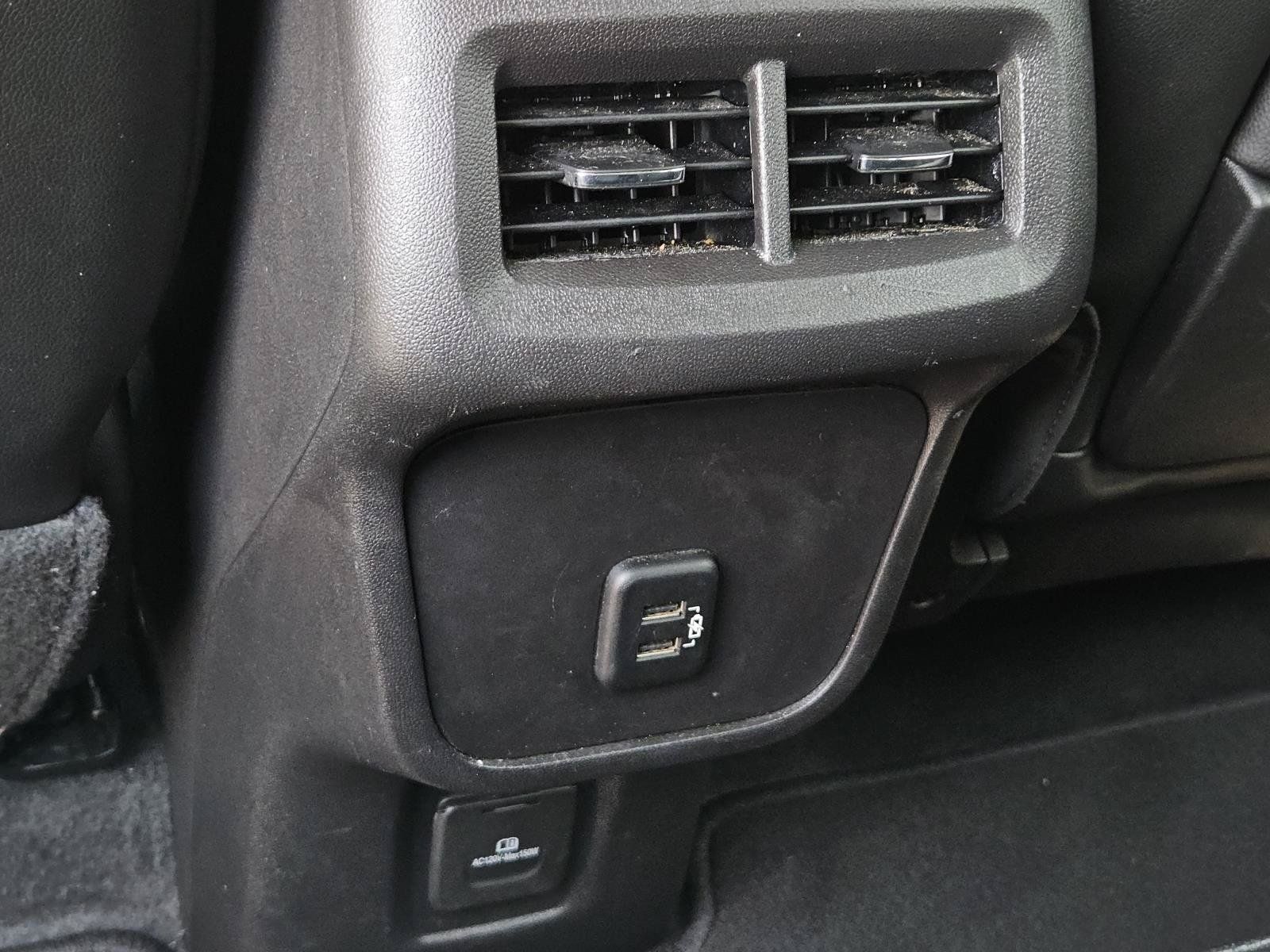 Used 2024 GMC Terrain SLT FWD image 30