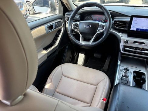 Used 2023 Ford Explorer XLT w/ Equipment Group 202A AWD/4WD image 13