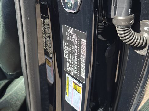 Used 2023 Kia Telluride EX FWD image 35