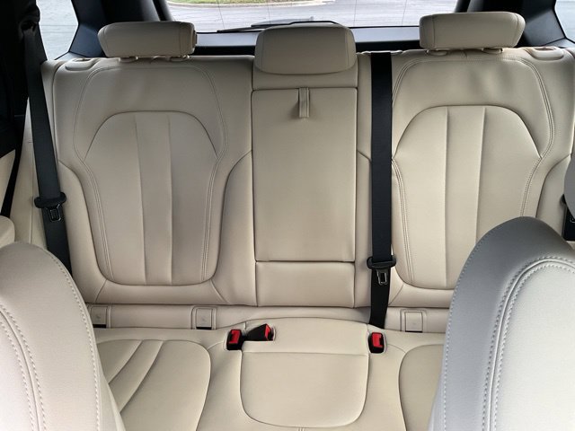 Used 2022 BMW X5 sDrive40i w/ Premium Package RWD image 38