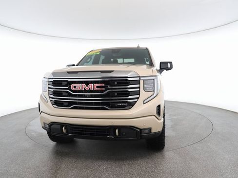 Used 2022 GMC Sierra 1500 AT4 w/ Technology Package image 31