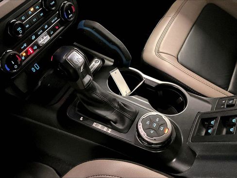 Certified 2022 Ford Bronco Wildtrak image 16