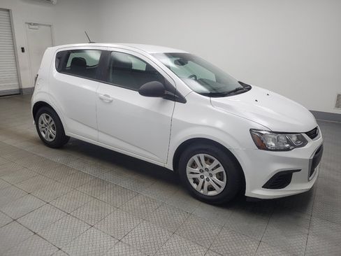 Used 2020 Chevrolet Sonic LT FWD image 11