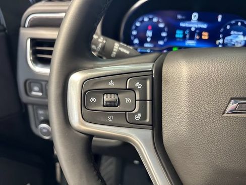 Used 2024 Chevrolet Tahoe Z71 w/ Luxury Package AWD/4WD image 8