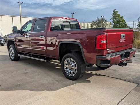 Used 2017 GMC Sierra 2500 Denali w/ Duramax Plus Package image 8