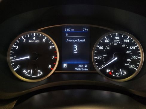 Used 2019 Nissan Sentra SR FWD image 23