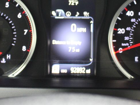 Used 2017 Toyota Camry XSE w/ Advanced Technology Package FWD image 12