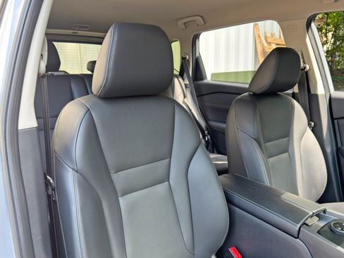 Used 2024 Nissan Rogue SL AWD/4WD image 34