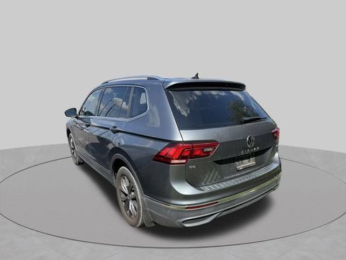 Used 2024 Volkswagen Tiguan SE AWD/4WD image 7