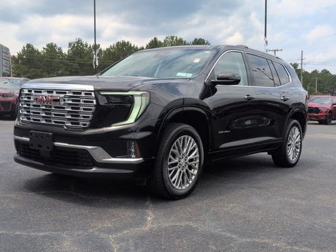 Used 2024 GMC Acadia Denali w/ LPO, Floor Liner Package AWD/4WD image 6