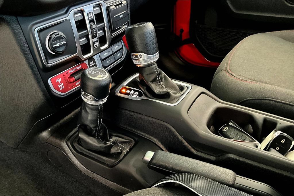 Used 2026 Jeep Gladiator Rubicon AWD/4WD image 18