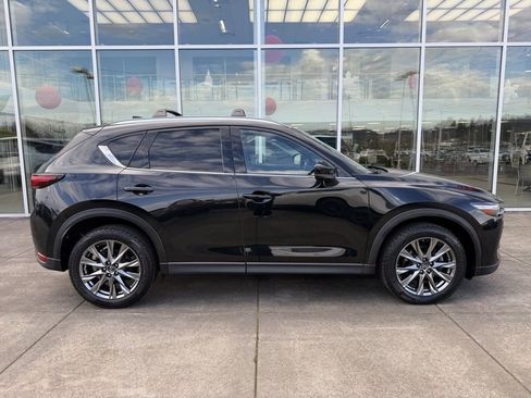 Used 2019 MAZDA CX-5 Signature image 9