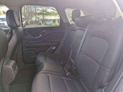 Used 2025 Lincoln Corsair Grand Touring w/ Equipment Group 301A AWD/4WD image 15