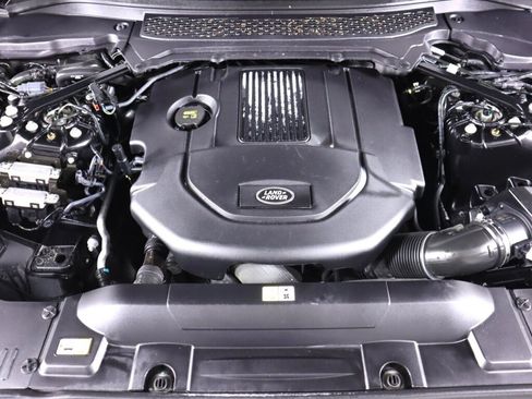 Used 2017 Land Rover Range Rover HSE AWD/4WD image 48