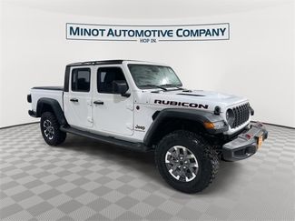 Certified 2024 Jeep Gladiator Rubicon w/ Convenience Group video 1