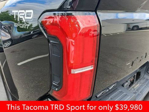 Used 2024 Toyota Tacoma TRD Sport w/ TRD Sport Upgrade Package AWD/4WD image 21