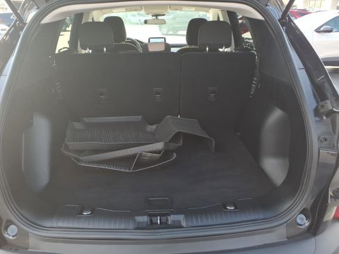 Used 2022 Ford Escape SE w/ Cold Weather Package image 11