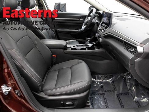 Used 2023 Nissan Altima 2.5 SL FWD image 24