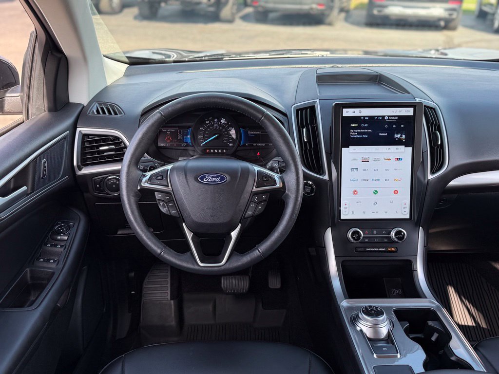 Used 2024 Ford Edge SEL w/ Convenience Package AWD/4WD image 6